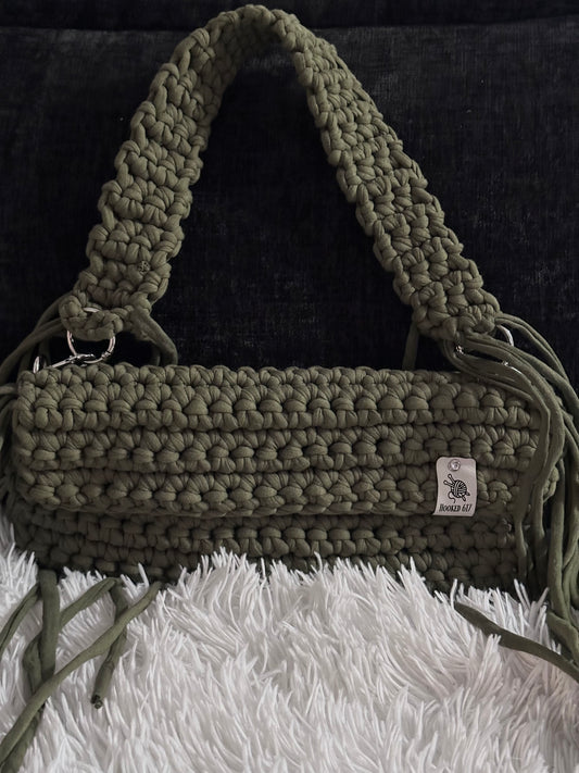 No.617- Olive