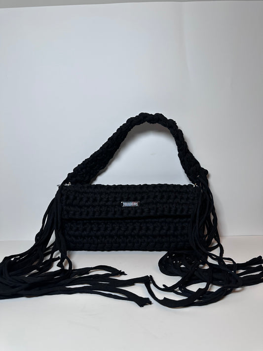 No.617- Black